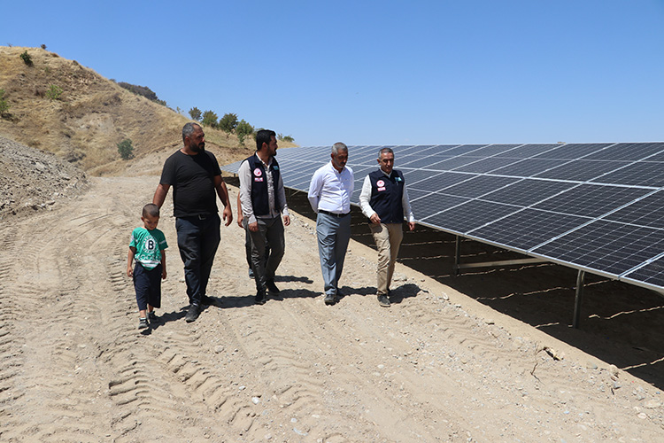 Verimi Katlayan Enerji: Kozluk'ta Güneş Panelleriyle Sulu Tarım Atağı