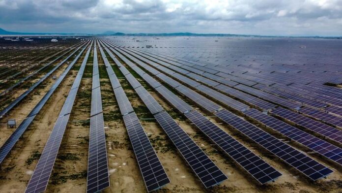 Turkcell, Güneş Enerji Santrali İçin Halkla Buluşacak